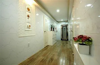 E Residence Seoul Apartment