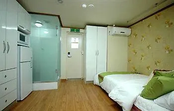 E Residence Seoul Apartment